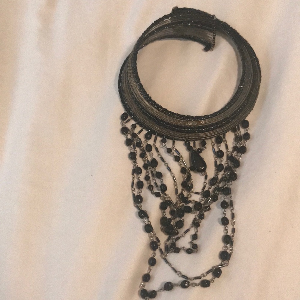 Jaw dropping beautiful statement necklace!